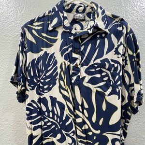 men’s shirt